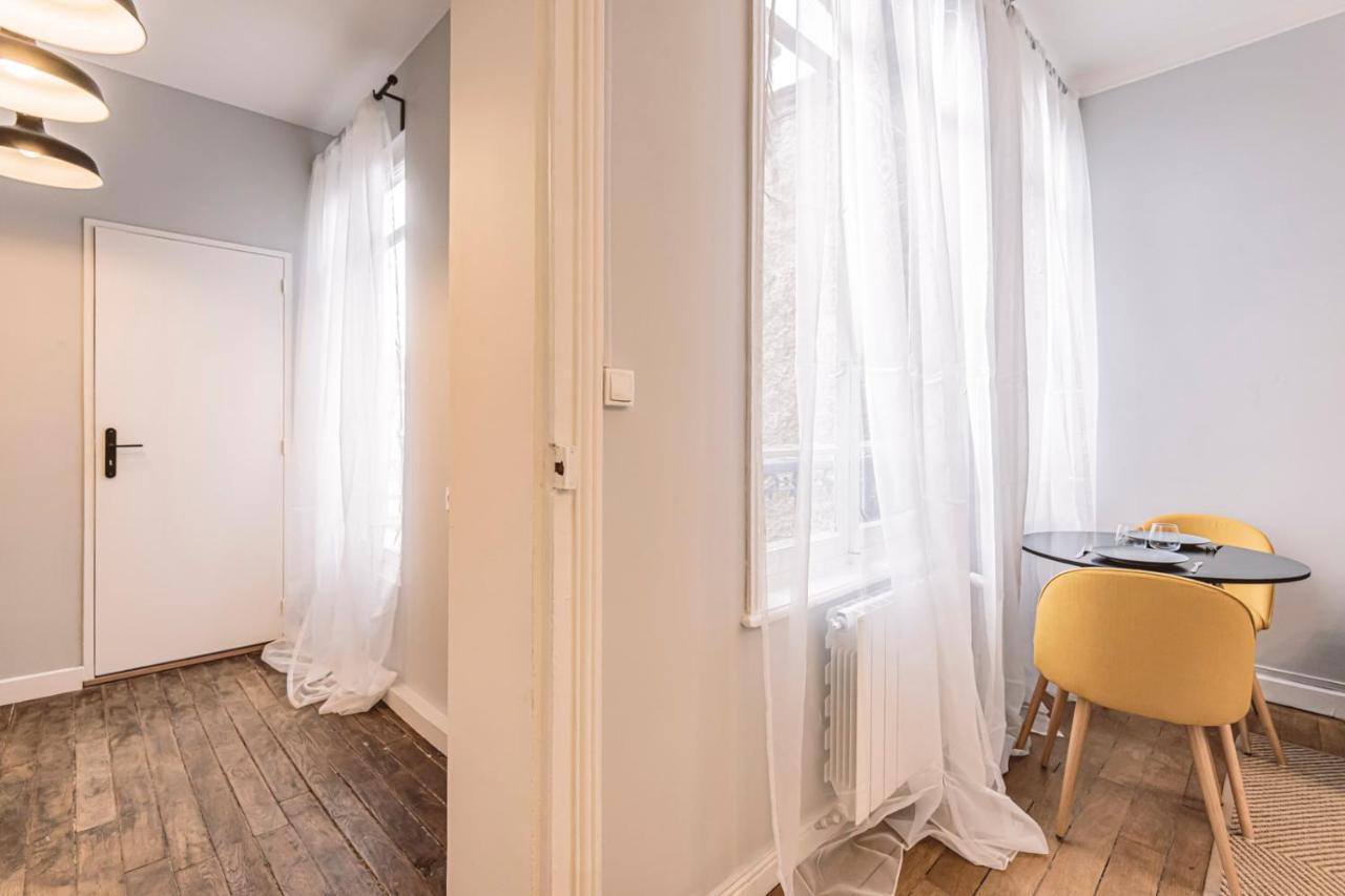 Roi Soleil, Face A La Cathedrale - 2G Apartment Reims Bagian luar foto